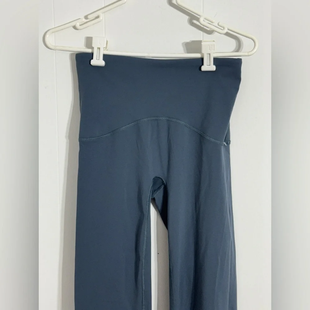 Spanx Booty Boost flare Pants - Picture 4 of 7